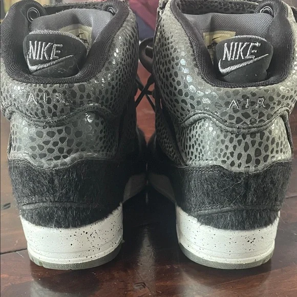 Nike Air Revolution Sky Hi Wedge - Picture 4 of 6